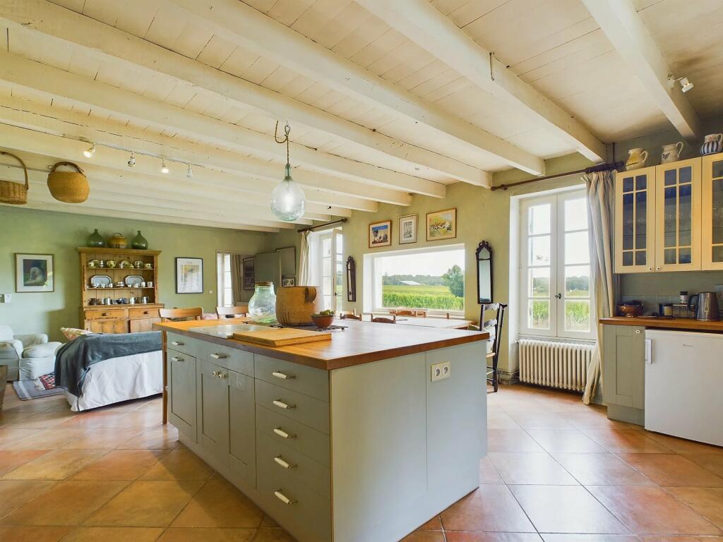 Additional image 3 of Aquitaine, Gironde, Ste-Foy-la-Grande, France