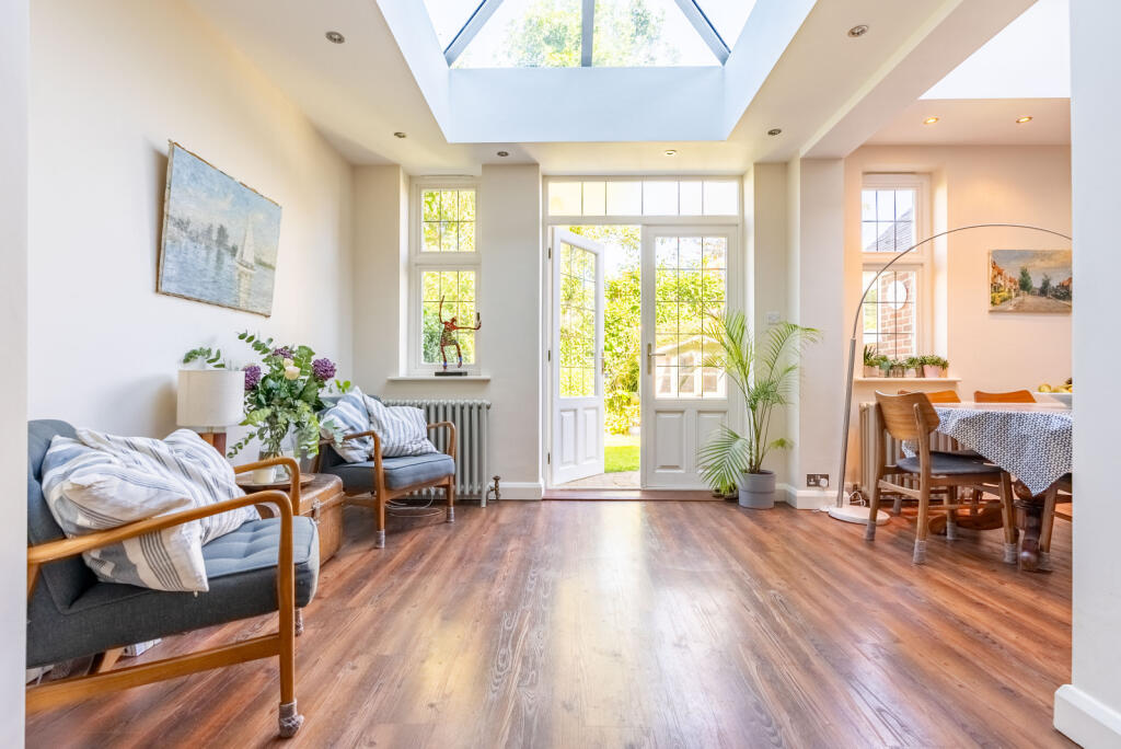 Additional image 9 of Upton Avenue, St. Albans, Hertfordshire, AL3