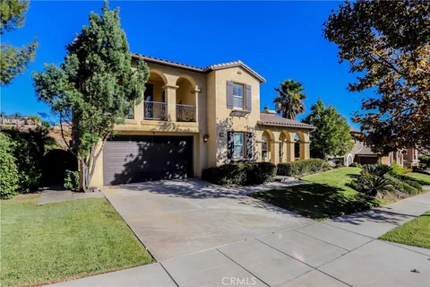 7814 Sanctuary Drive, Corona, CA 92883