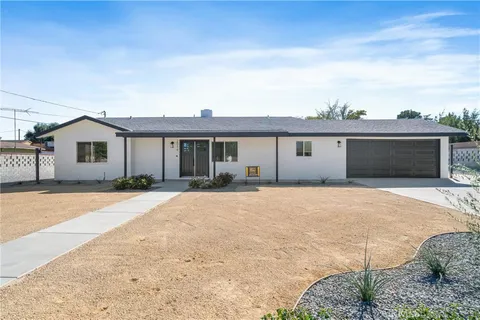 2516 W K Avenue, Lancaster, CA 93536