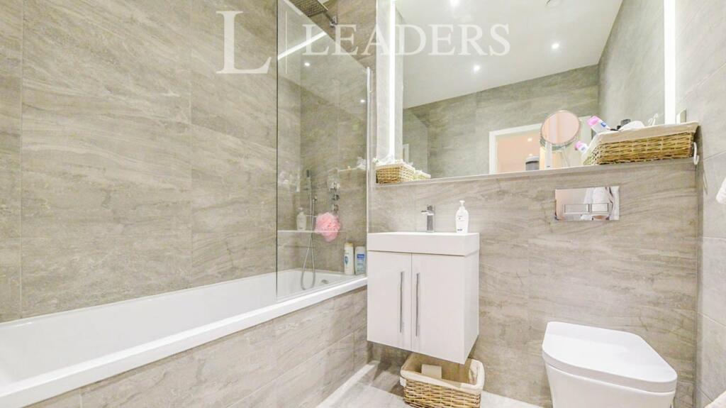 Additional image 6 of Ziggurat House