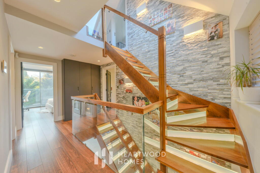 Additional image 23 of Nimrod Close, St. Albans, AL4 9XY