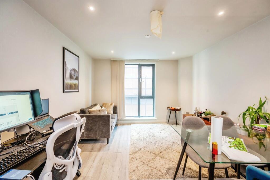 Additional property image - Broad Street, Birmingham