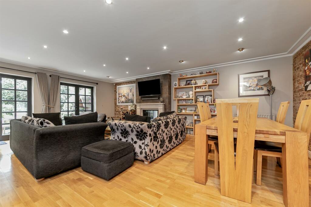 Additional image 20 of St. Stephens Hill, St. Albans