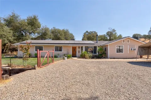 Primary image of 29511 Road 400, Madera, CA 93636