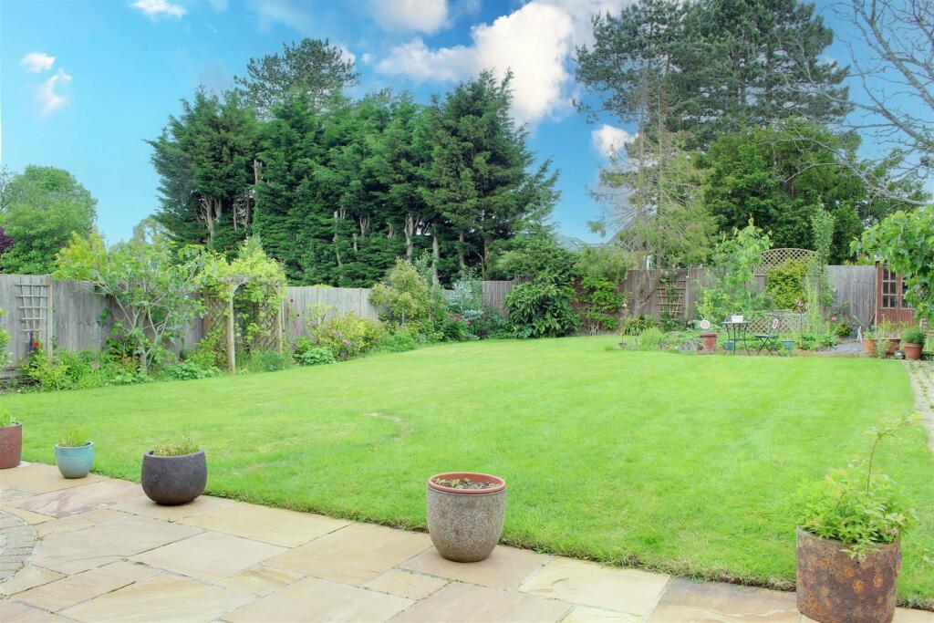 Additional image 9 of Moffats Lane, Brookmans Park,