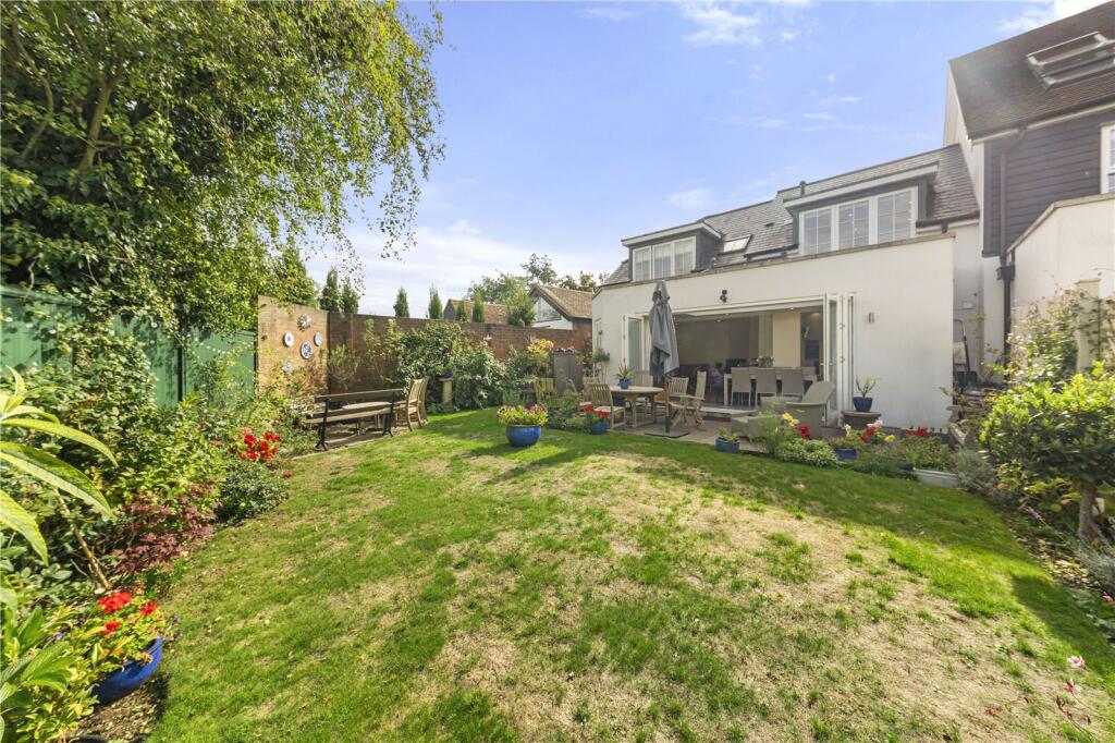 Additional image 16 of Orme Court, Essendon, Hertfordshire, AL9