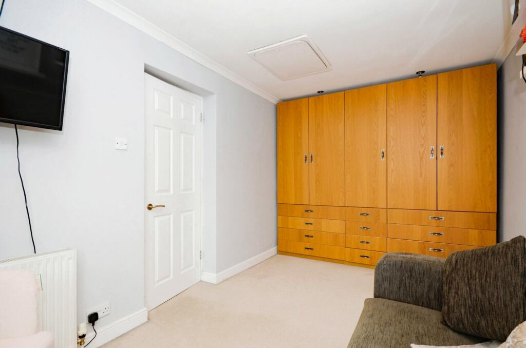 Additional image 13 of Maplefield, Park Street, St Albans, AL2