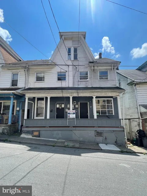 Primary image of 720 E Race Street, Shamokin, PA 17872