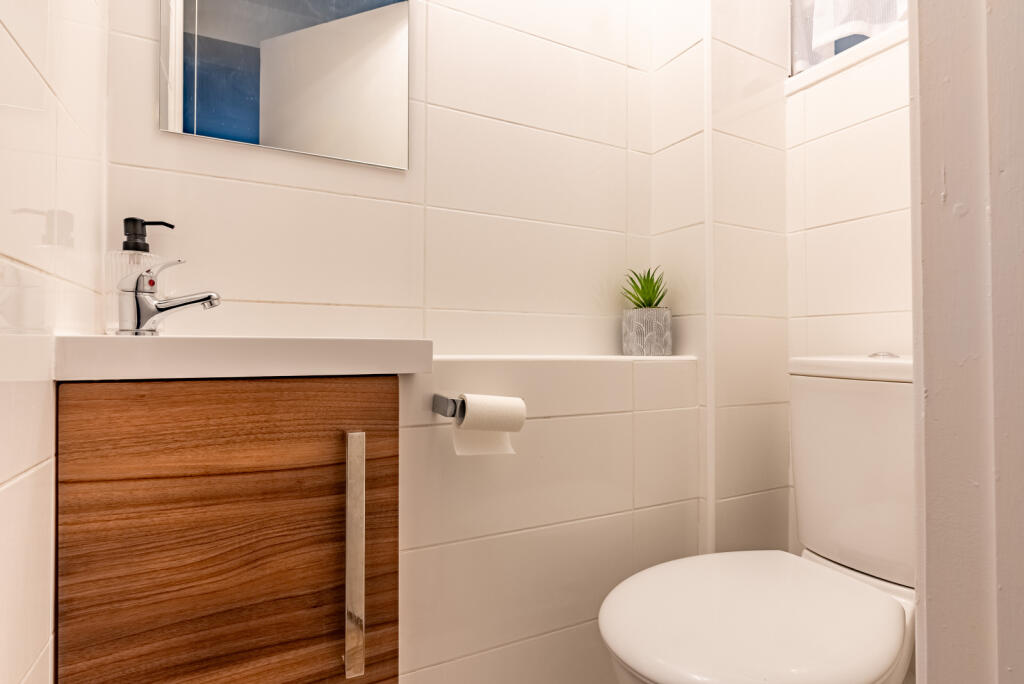 Additional image 9 of Holyrood Crescent, St. Albans, Hertfordshire, AL1