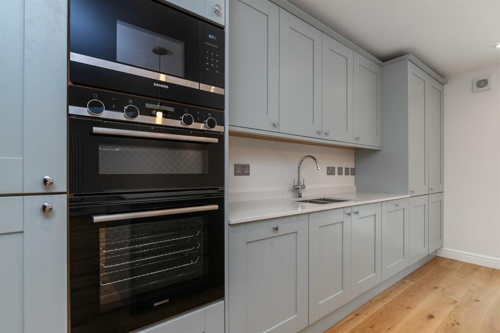 Additional image 20 of Charmouth Road, St. Albans