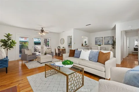 2707 Nipomo Ave, Long Beach, CA 90815