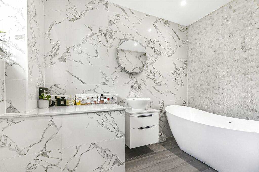 Additional image 15 of Kentish Lane, Brookmans Park, Hertfordshire, AL9