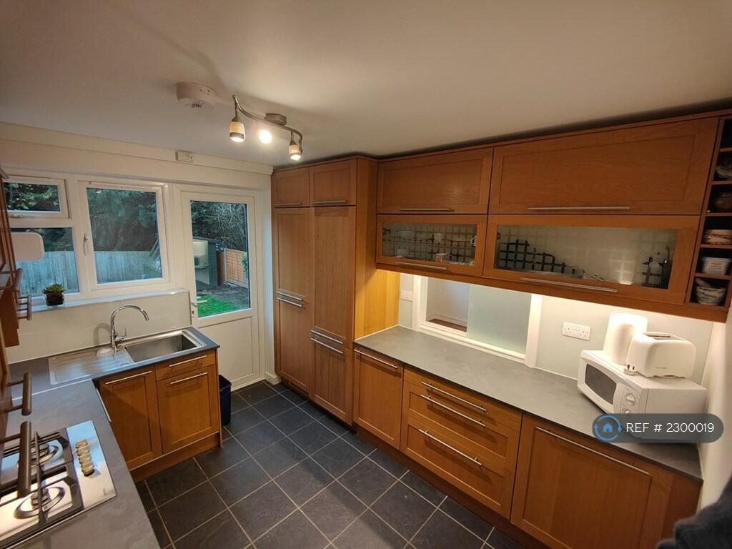 Additional image 17 of Charmouth Court, St. Albans, AL1