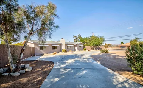 10516 3rd Avenue, Hesperia, CA 92345