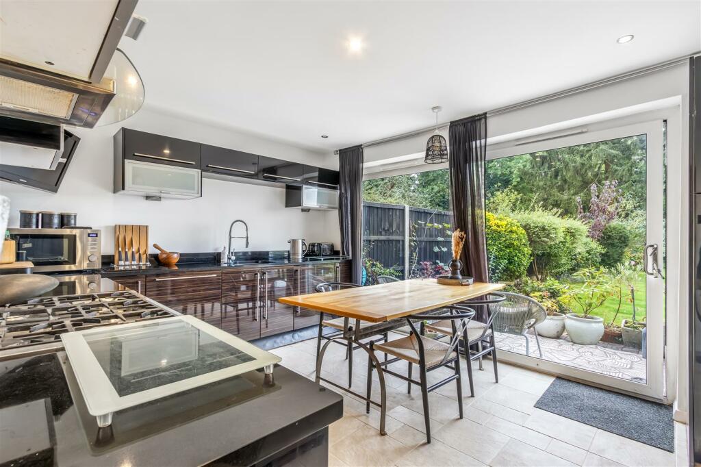 Additional image 4 of Bell Lane, Brookmans Park