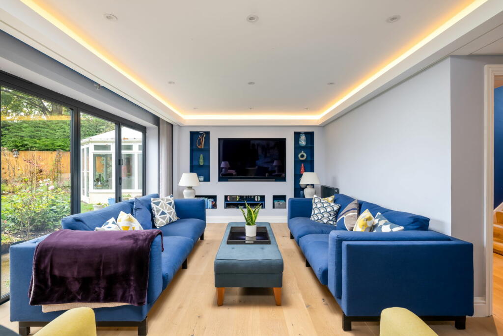 Additional image 11 of Crouch Hall Lane, Redbourn, St. Albans, AL3 7EU