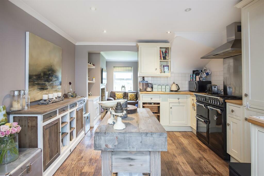 Additional image 5 of Luton Road, Harpenden