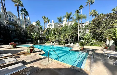 2233 Martin Unit 217, Irvine, CA 92612