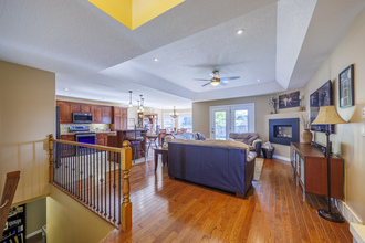 Additional image 5 of 117 Mann Ave