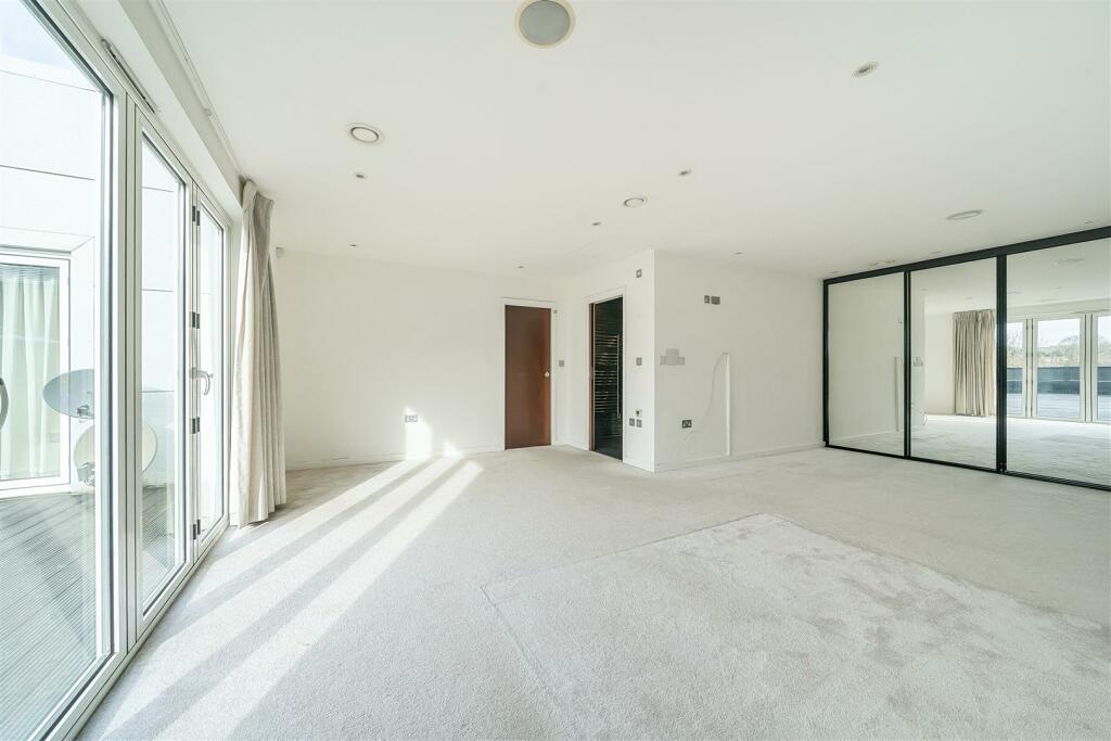 Additional image 13 of Campfield Road, St. Albans