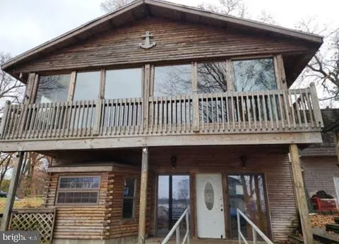 836 State Rt 118, Sweet Valley, PA 18656