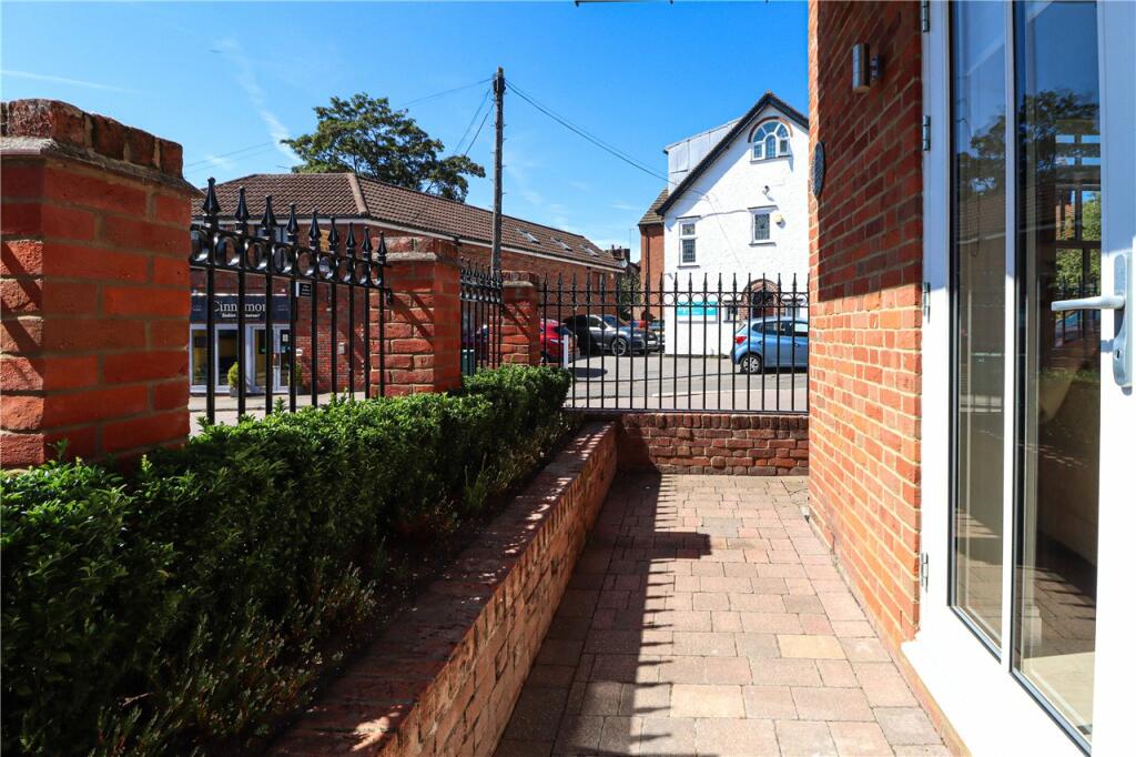 Additional image 11 of Thompsons Close, Harpenden, Hertfordshire, AL5