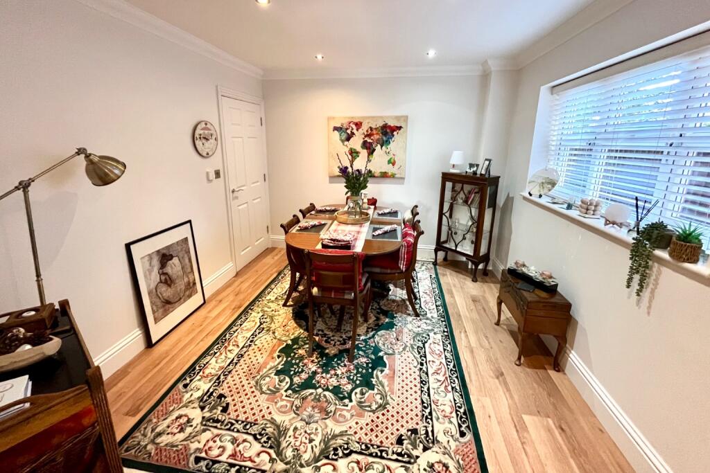 Additional image 5 of Bluebell Close, Park Street, St. Albans, Hertfordshire, AL2