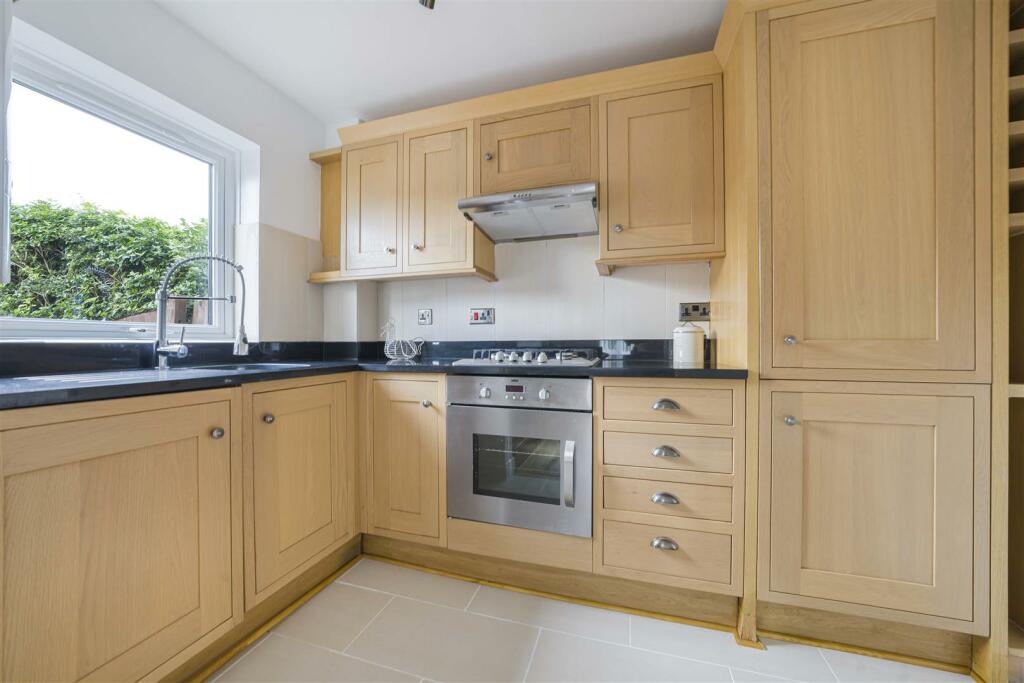 Additional image 6 of Woodlands, Park Street, St. Albans