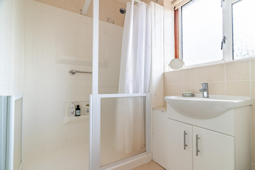 Additional image 14 of Foxcroft, St. Albans, Hertfordshire, AL1