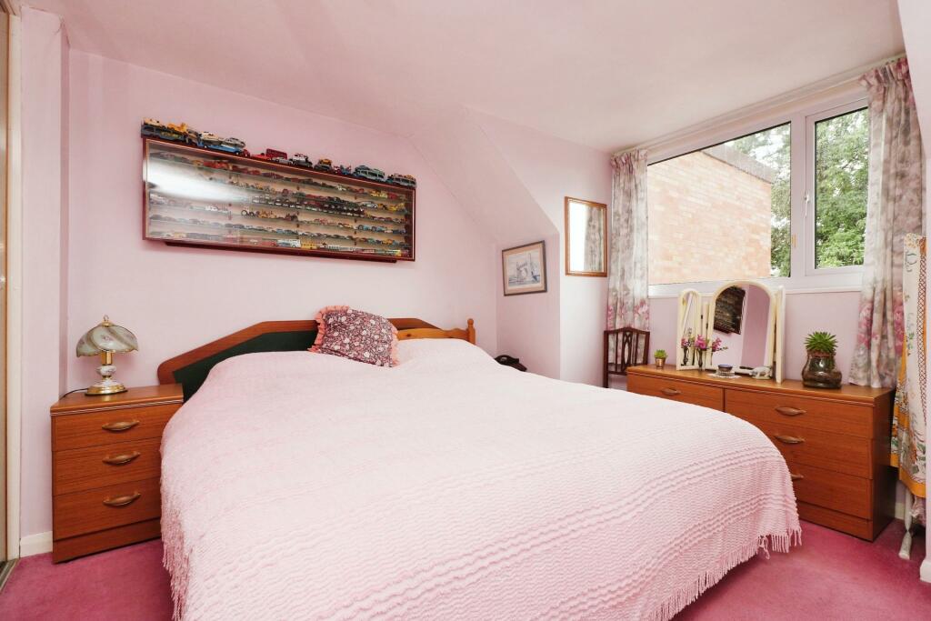 Additional image 21 of Hillside Way, Welwyn, Herts, AL6