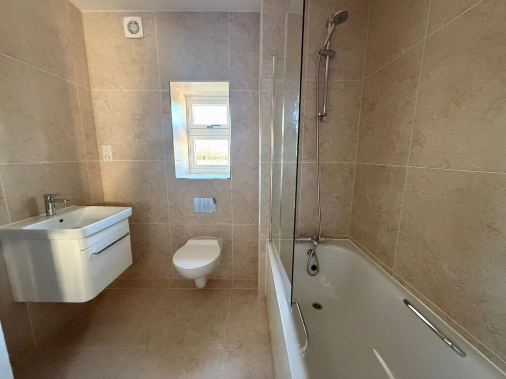 Additional image 4 of The Cottage Shenley Lane, London Colney, St. Albans, AL2 1AE