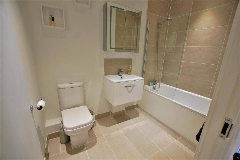 Additional image 4 of Great North Road, Hatfield