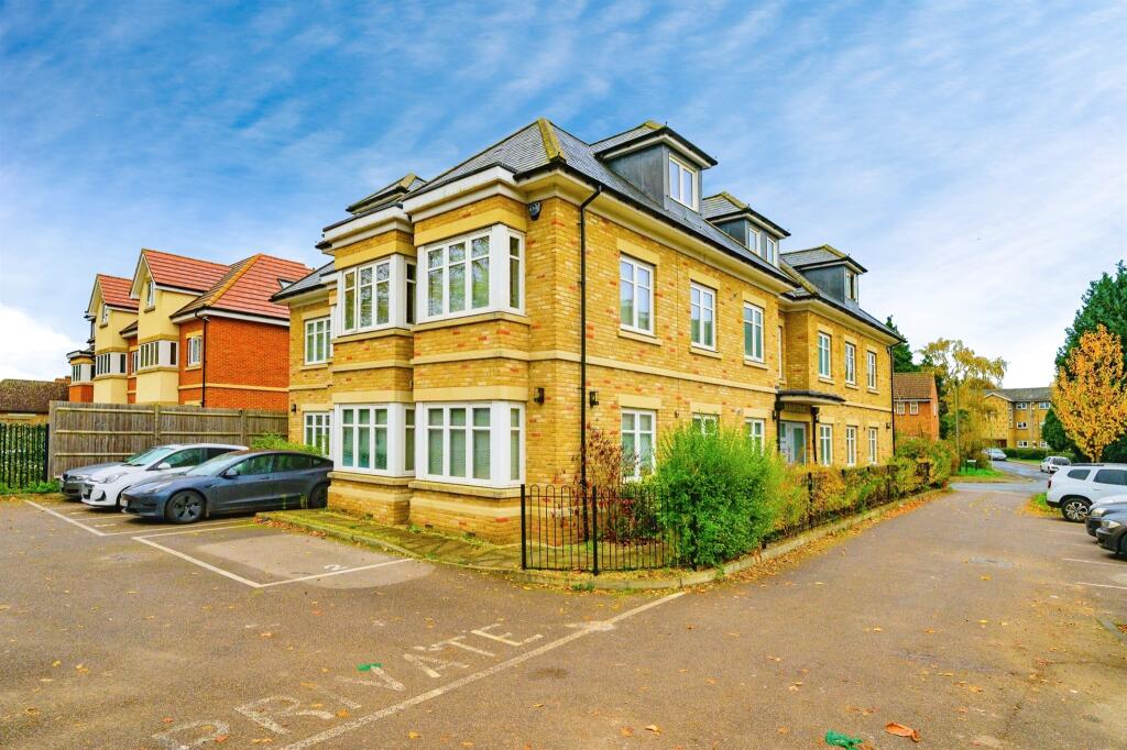 Additional image 15 of Roe Green Lane, Hatfield