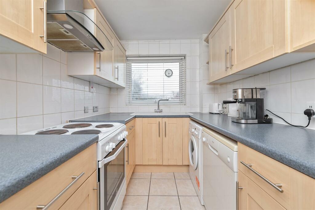 Additional image 14 of Hardwicke Place, London Colney, St. Albans