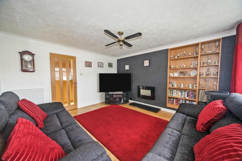 Additional image 4 of Vaughan Mead, Redbourn, AL3