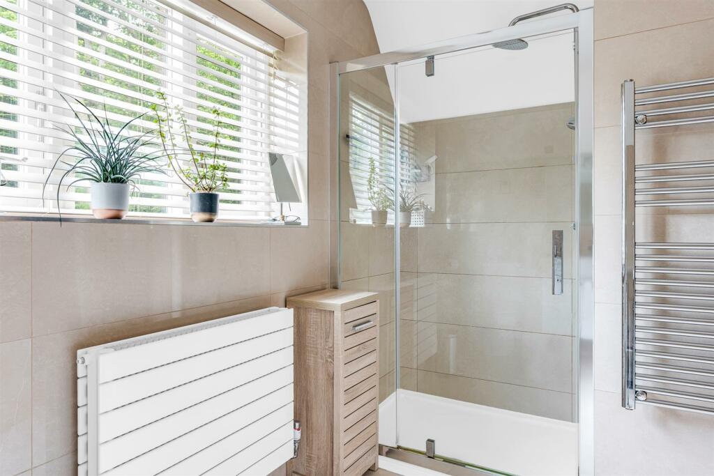 Additional image 20 of Bishops Road, Tewin, Welwyn