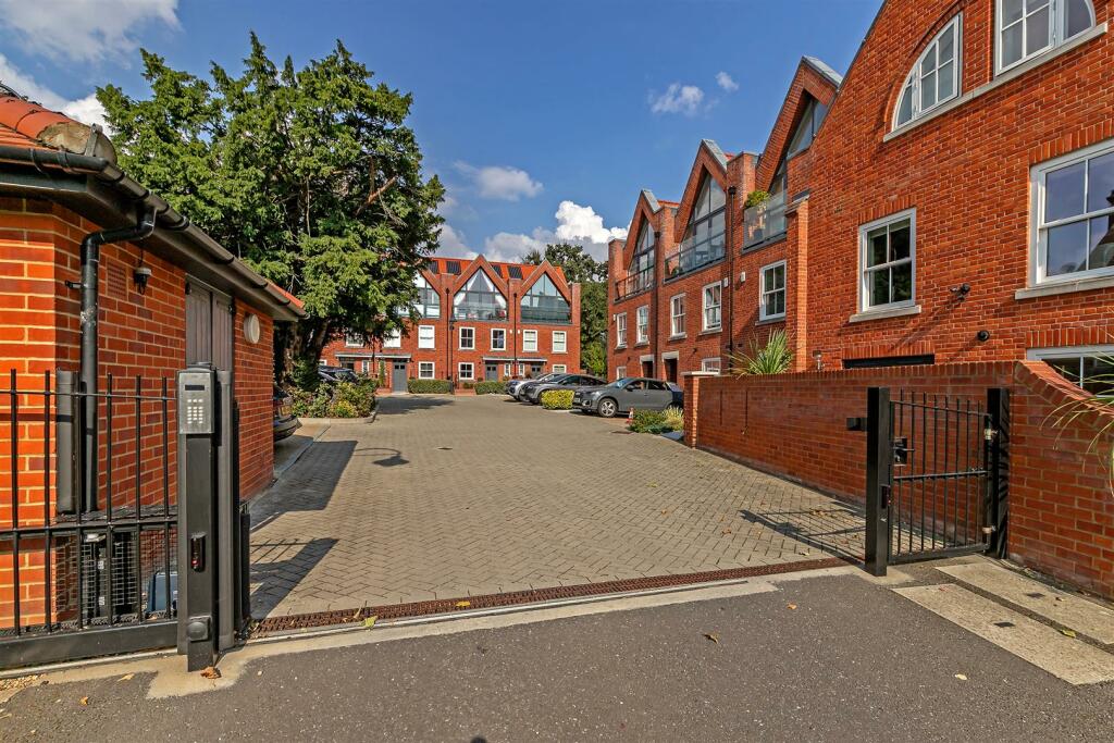Additional image 6 of City Centre, St. Albans