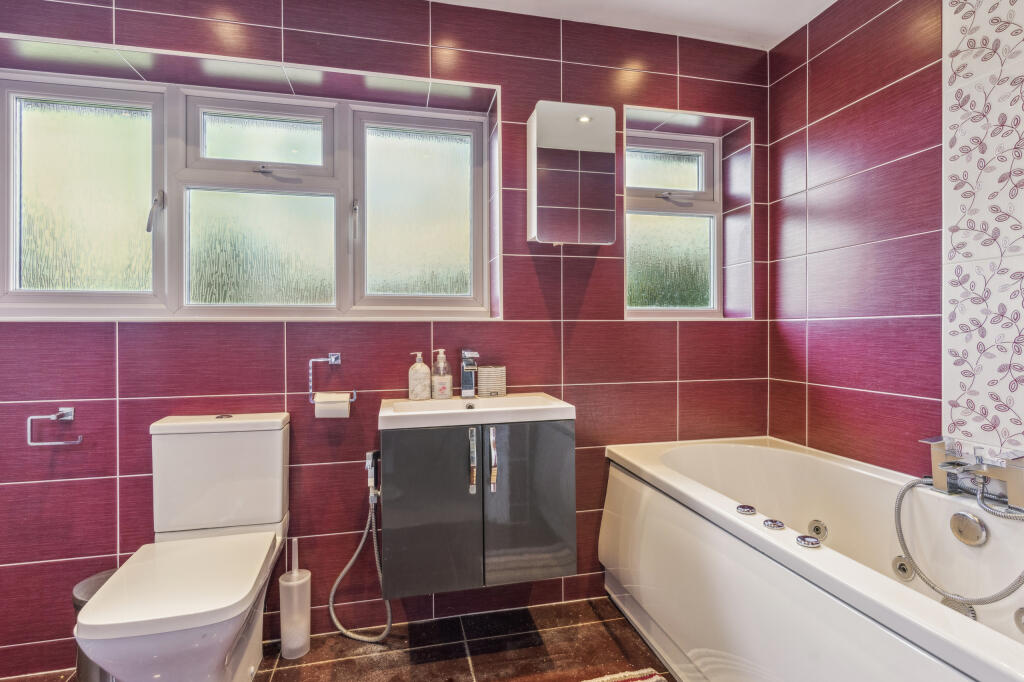 Additional image 17 of Field View Rise, Bricket Wood, St. Albans, Hertfordshire