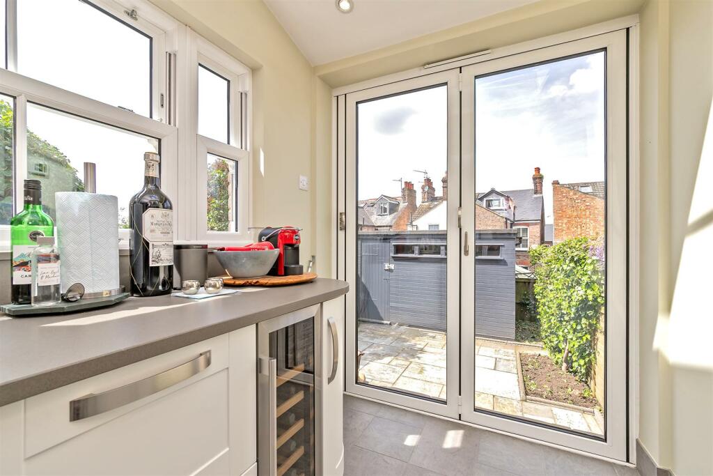 Additional image 23 of West View Road, St Albans