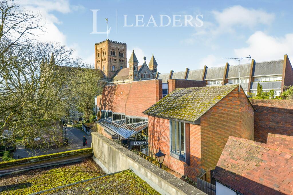 Additional image 10 of High Street