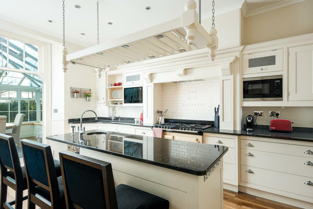 Additional image 3 of Vicarage Lane, Mark