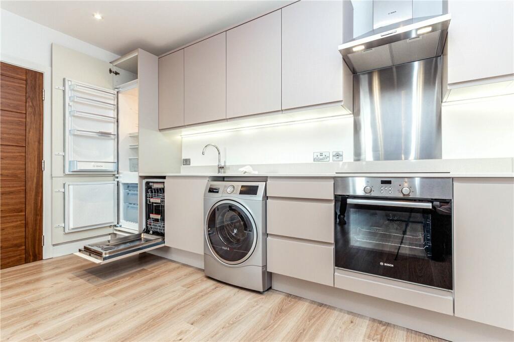 Additional image 18 of Stonehills, Welwyn Garden City, Hertfordshire