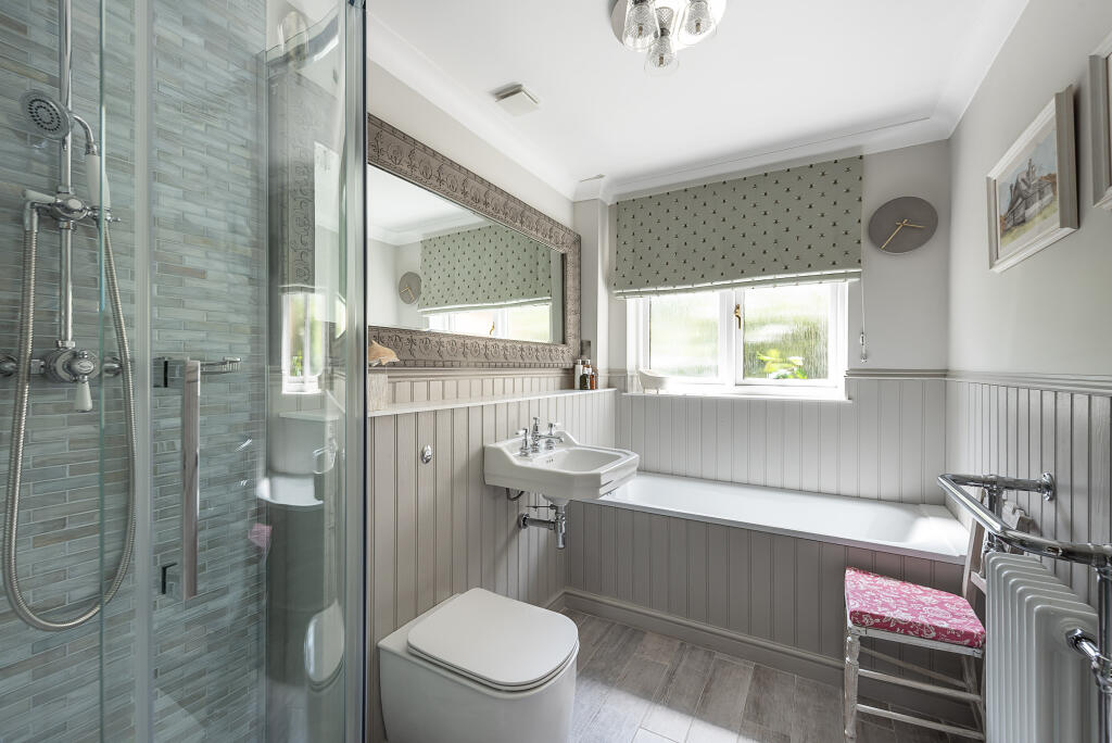 Additional image 8 of Holly Lane, Harpenden, AL5