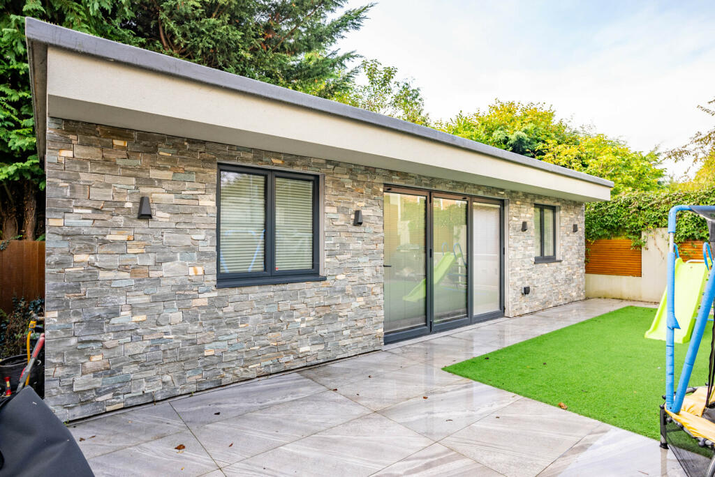 Additional image 21 of Nimrod Close, St. Albans, Hertfordshire, AL4