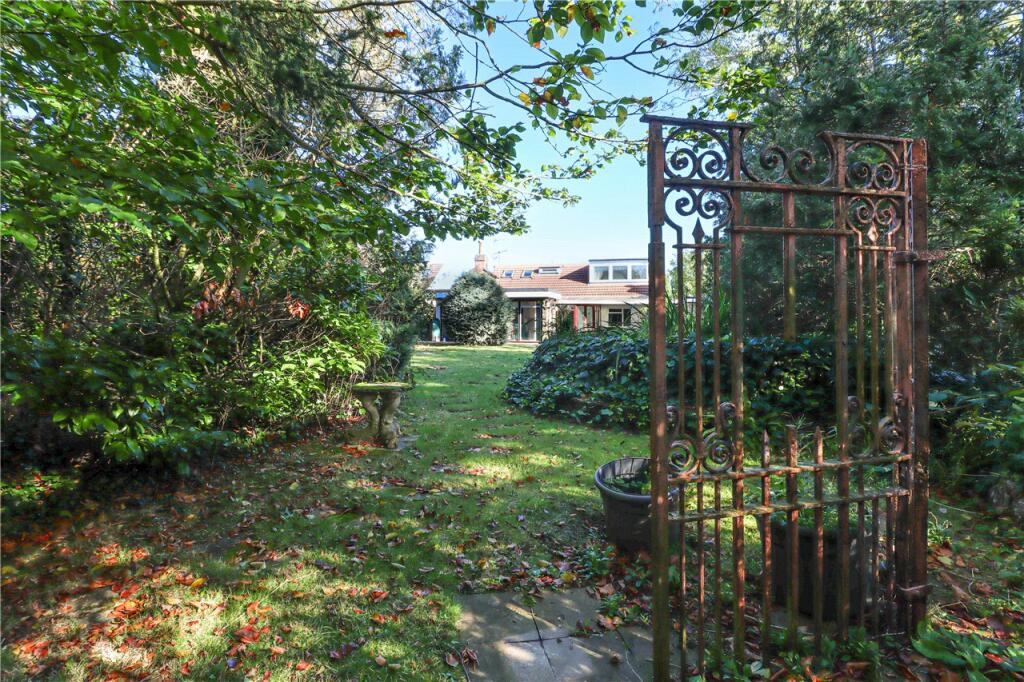 Additional image 21 of The Mall, Park Street, St. Albans, AL2