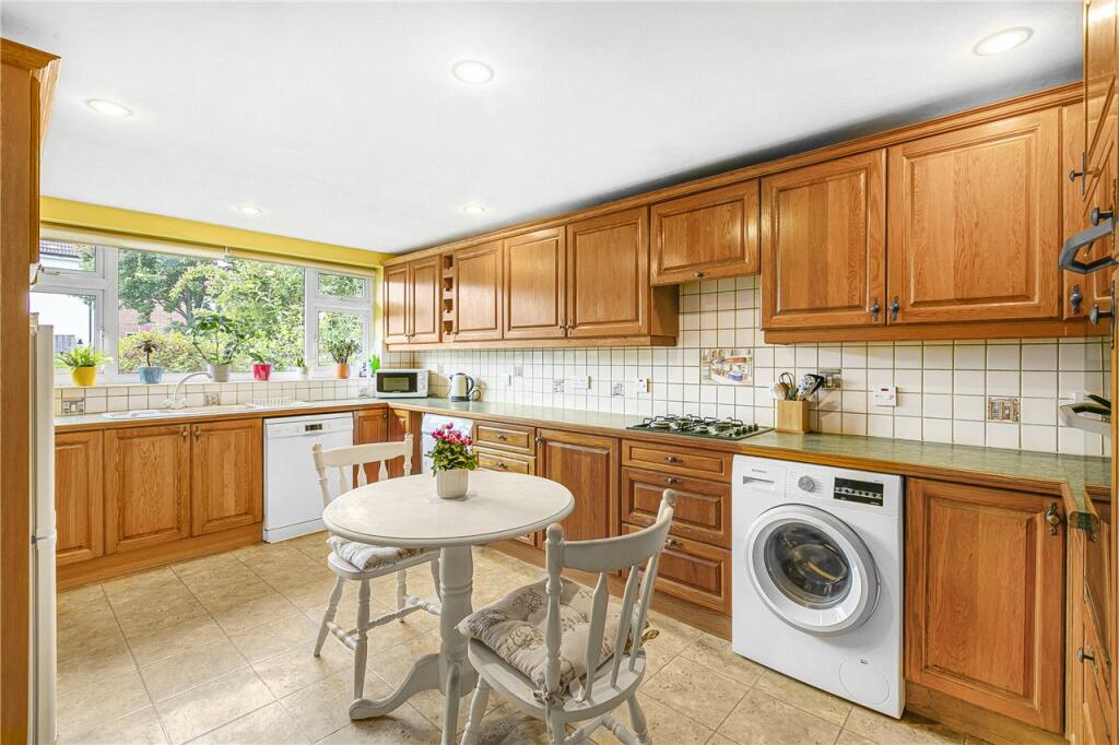 Additional image 8 of St. Vincent Drive, St. Albans