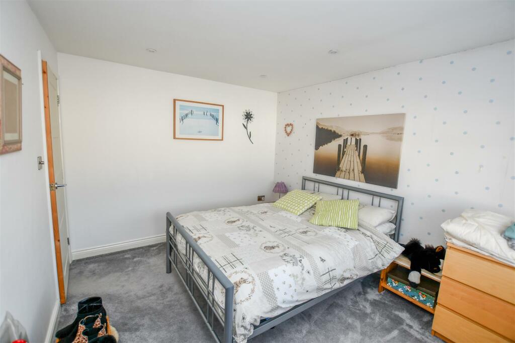 Additional image 9 of Napsbury Avenue, London Colney, St. Albans