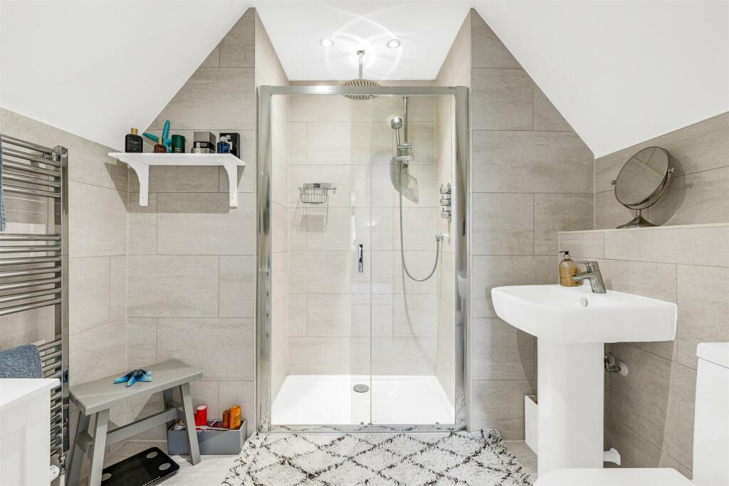 Additional image 16 of Sevenacres, Tewin