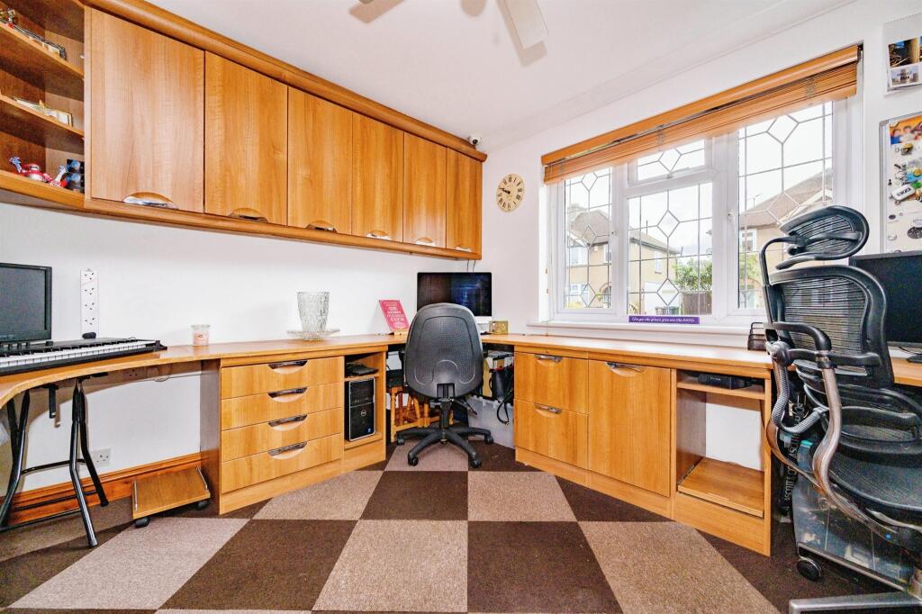 Additional image 5 of Hedley Road, St. Albans